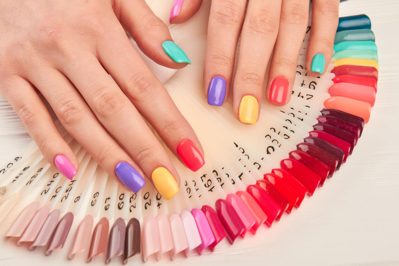 Summer,Manicure,And,Nail,Color,Samples.,Young,Woman,Hands,With